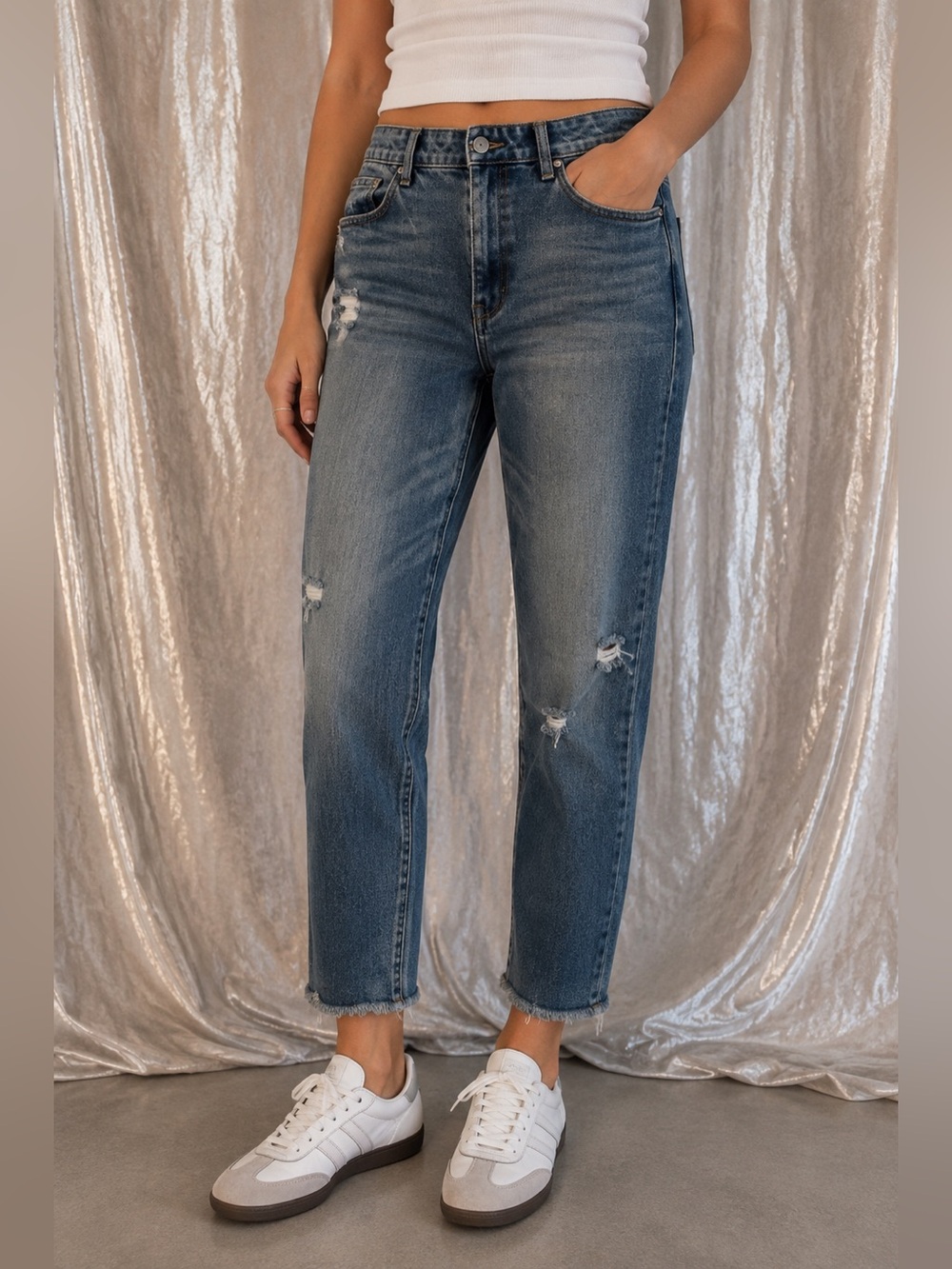Flying Monkey Distressed Cropped Slim Straight Jeans Size 29